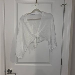 Olivaceous white tie crop